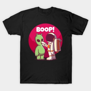 Boop! Spaceman and alien nose boop greeting T-Shirt